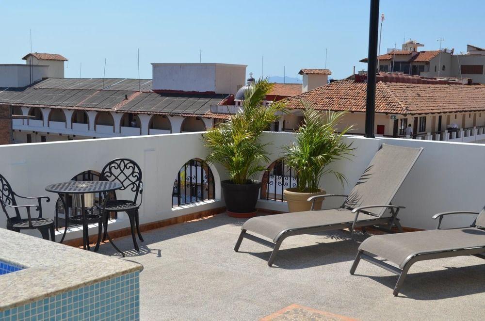 Hotel Andales On The Bay Suites Puerto Vallarta Esterno foto