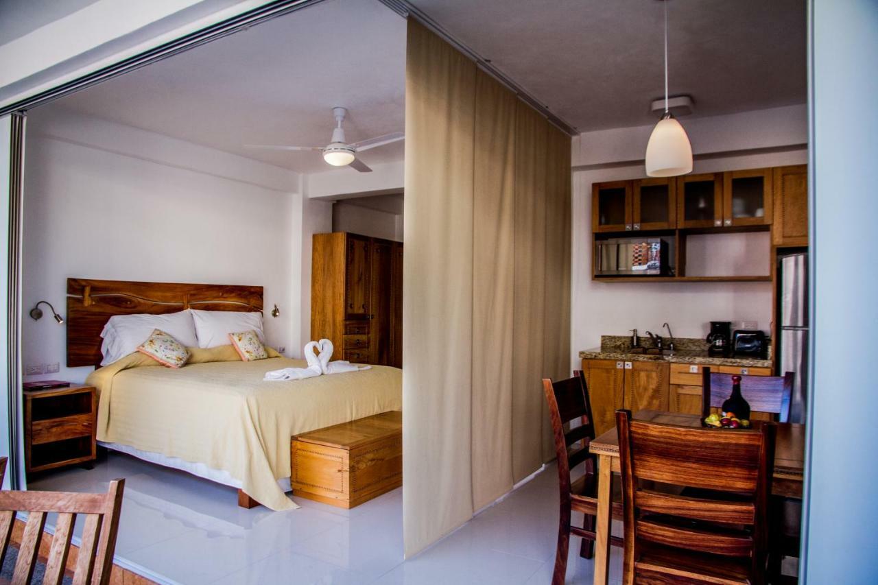 Hotel Andales On The Bay Suites Puerto Vallarta Esterno foto